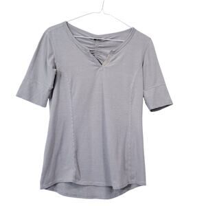 Marmot Striped V-Neck Short Sleeves Shirts